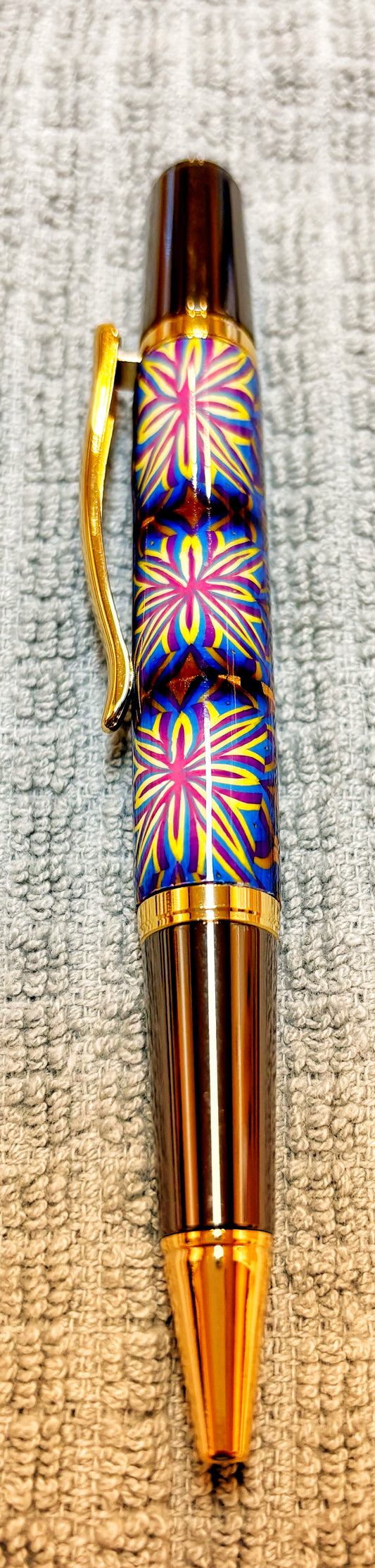 Flower Design Twist Ballpoint Pen